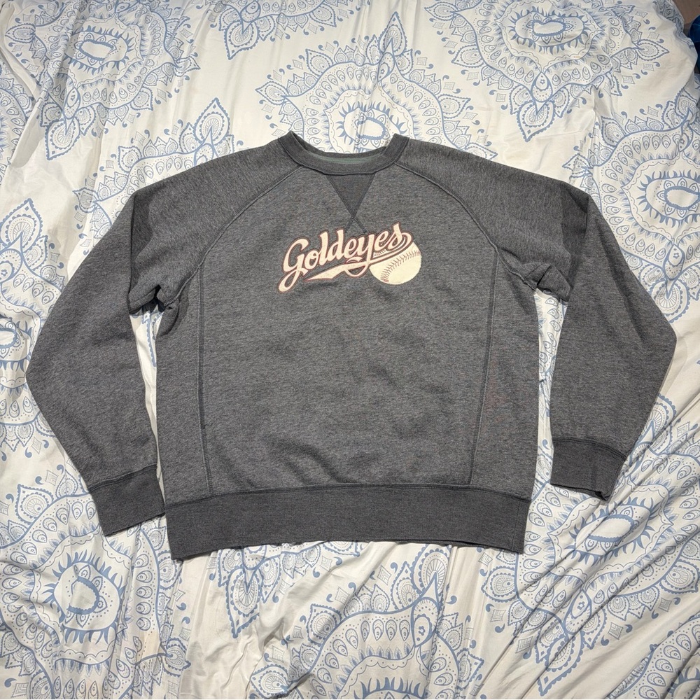 Winnipeg Goldeyes sweater XL